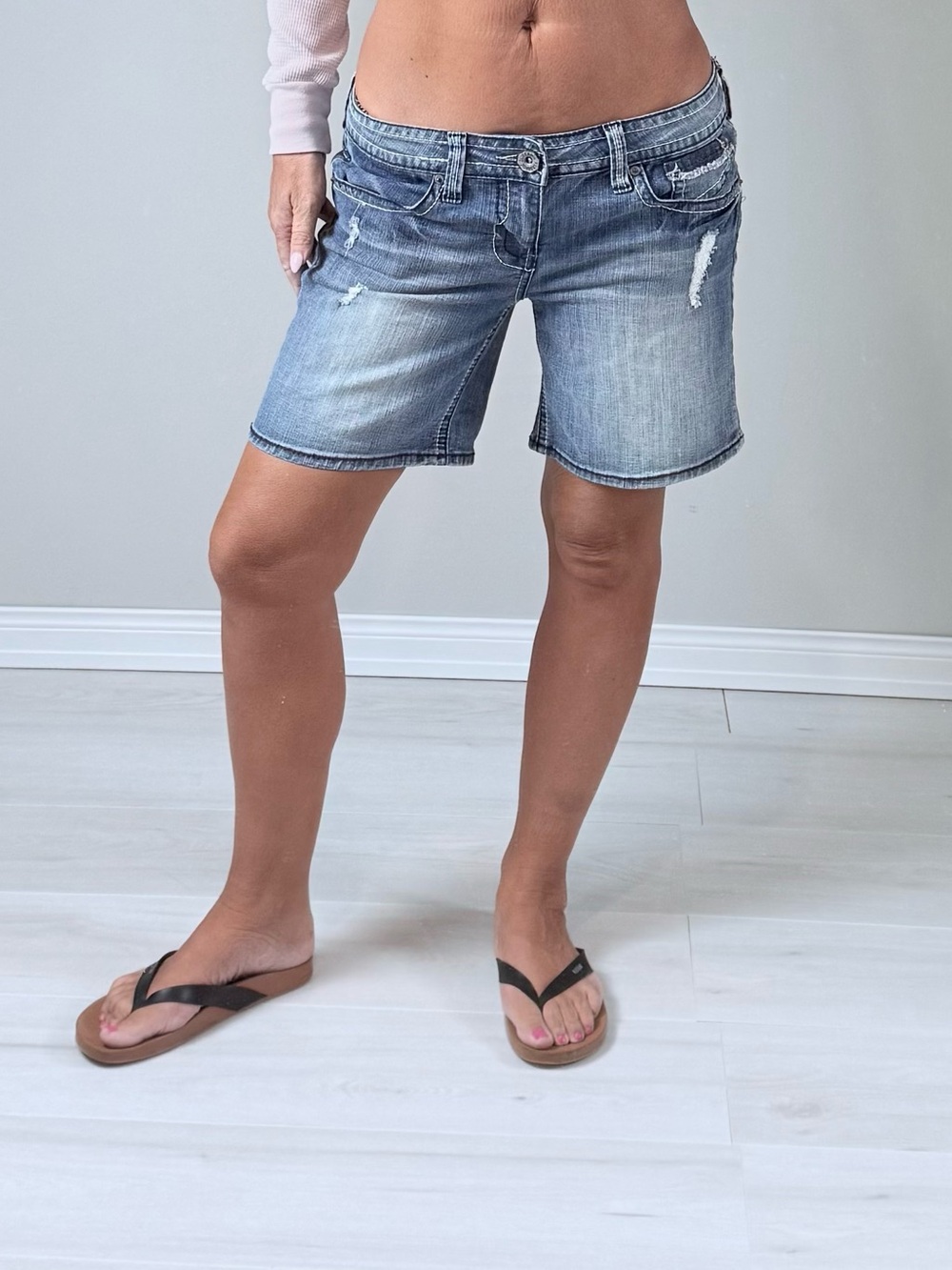 Y2K vintage Hydraulic Women's Faded Blue Distressed Lowrise long Denim Shorts